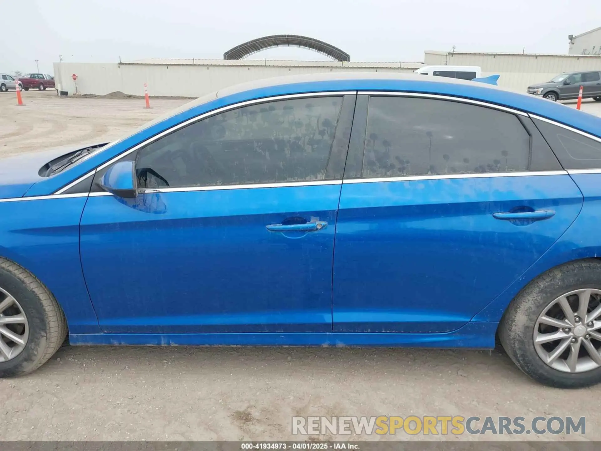 14 Photograph of a damaged car 5NPE24AF0KH767928 HYUNDAI SONATA 2019