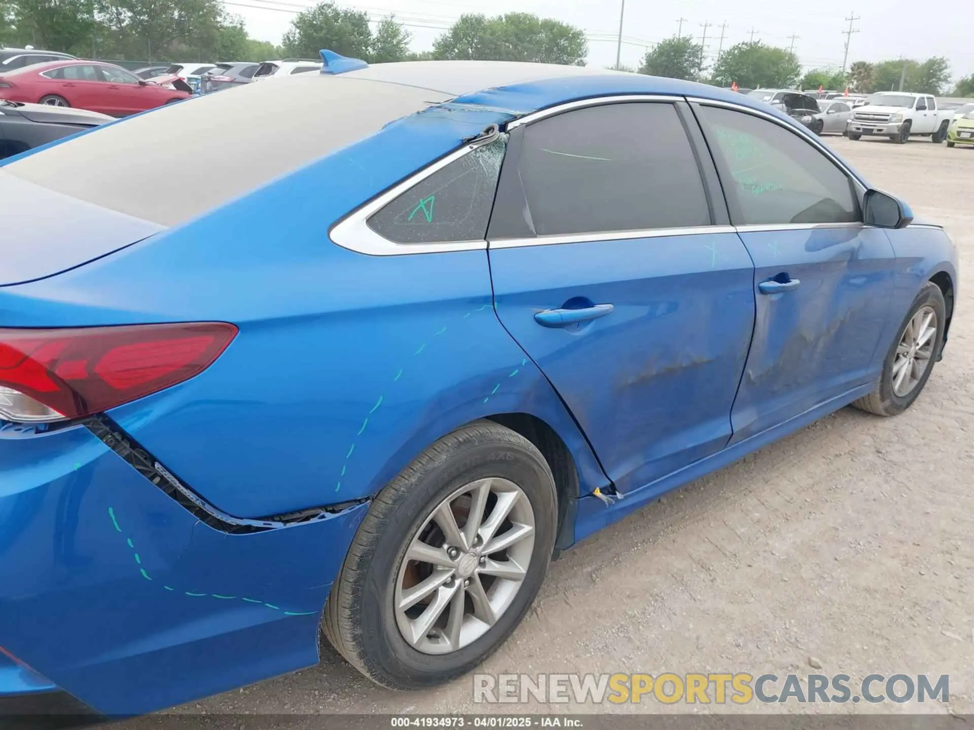 6 Photograph of a damaged car 5NPE24AF0KH767928 HYUNDAI SONATA 2019