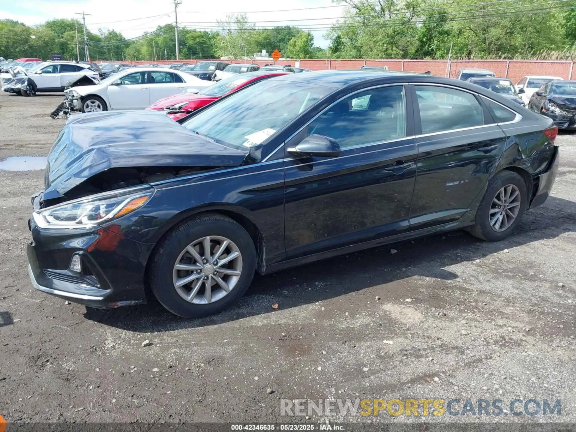 2 Photograph of a damaged car 5NPE24AF0KH776953 HYUNDAI SONATA 2019