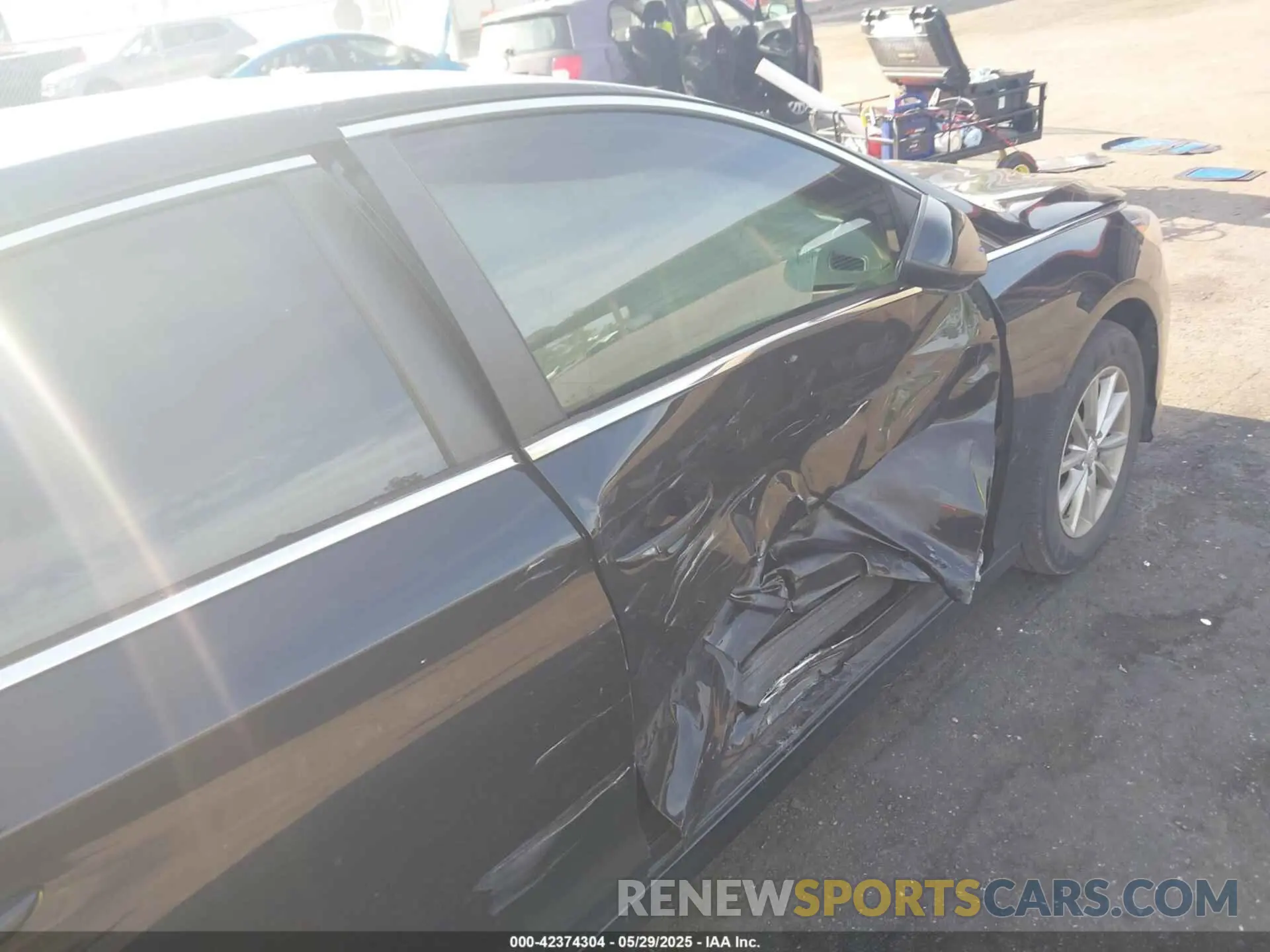 6 Photograph of a damaged car 5NPE24AF0KH792621 HYUNDAI SONATA 2019