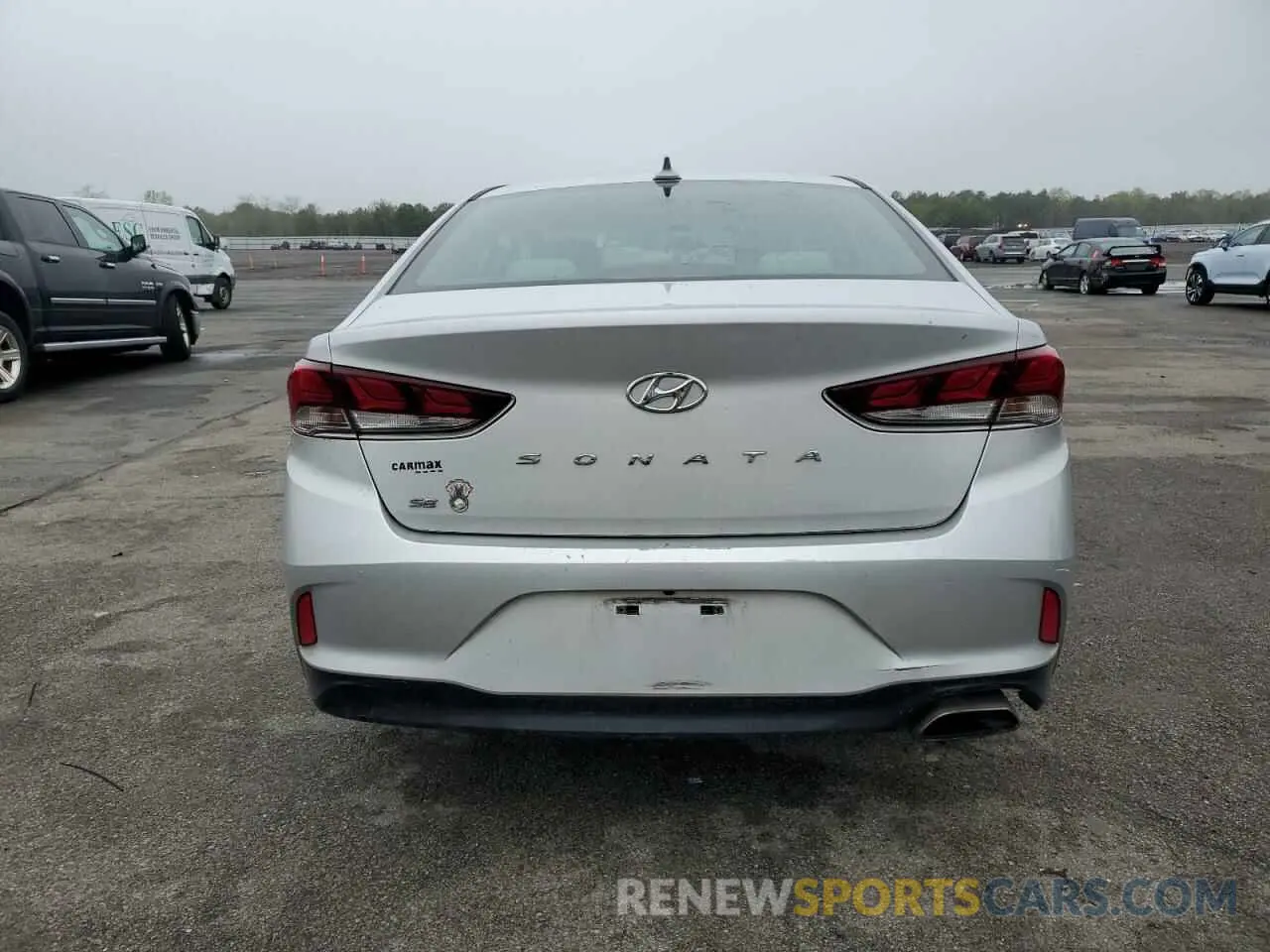 6 Photograph of a damaged car 5NPE24AF0KH799438 HYUNDAI SONATA 2019