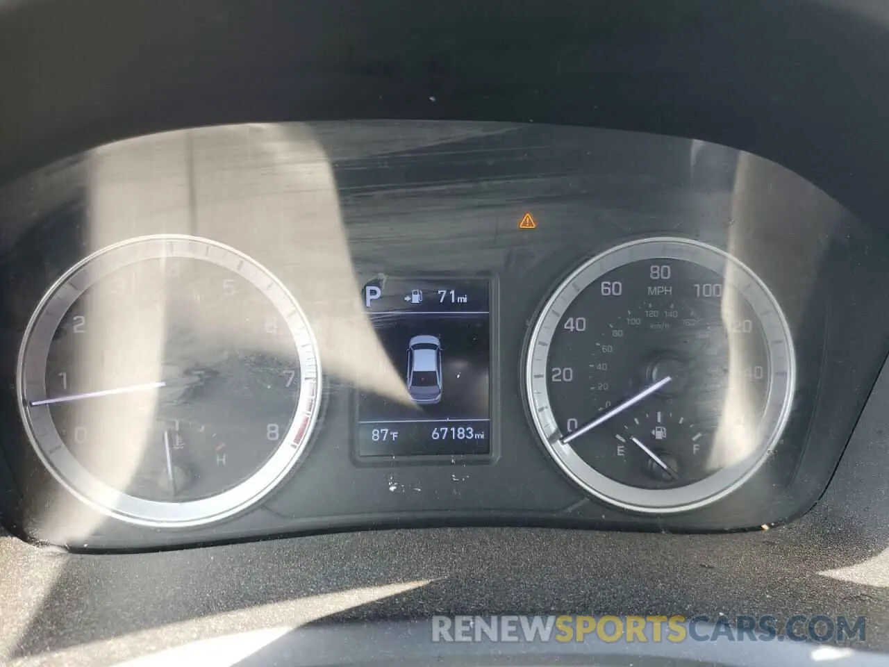 9 Photograph of a damaged car 5NPE24AF0KH801544 HYUNDAI SONATA 2019