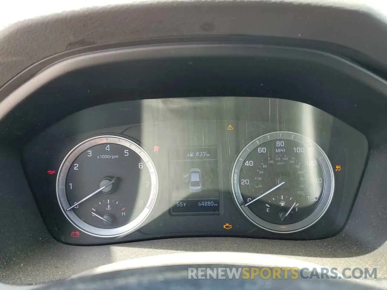 9 Photograph of a damaged car 5NPE24AF0KH806100 HYUNDAI SONATA 2019