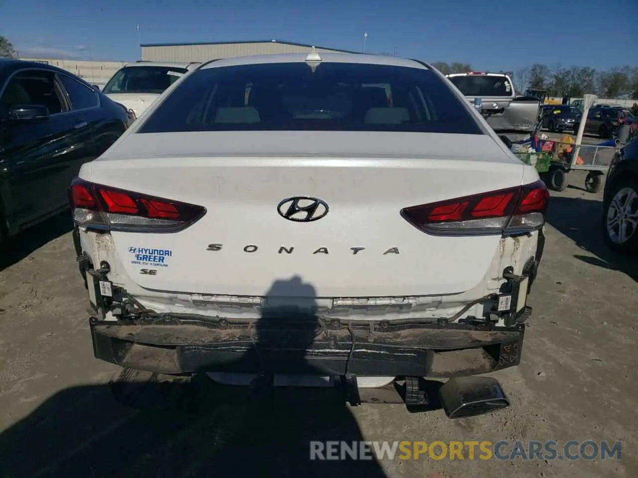 6 Photograph of a damaged car 5NPE24AF1KH732864 HYUNDAI SONATA 2019