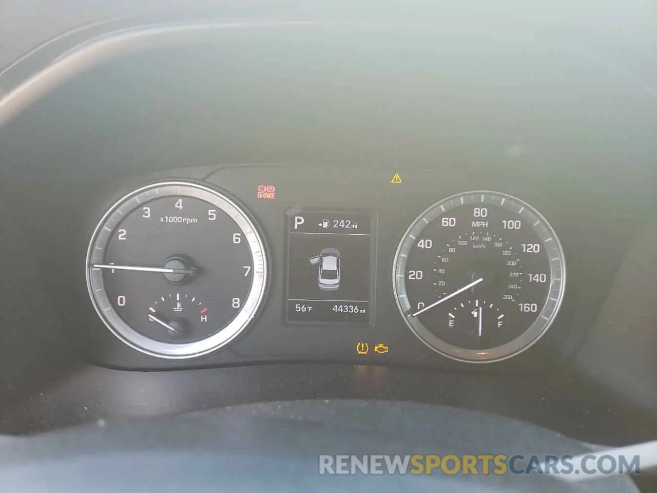 9 Photograph of a damaged car 5NPE24AF1KH732864 HYUNDAI SONATA 2019