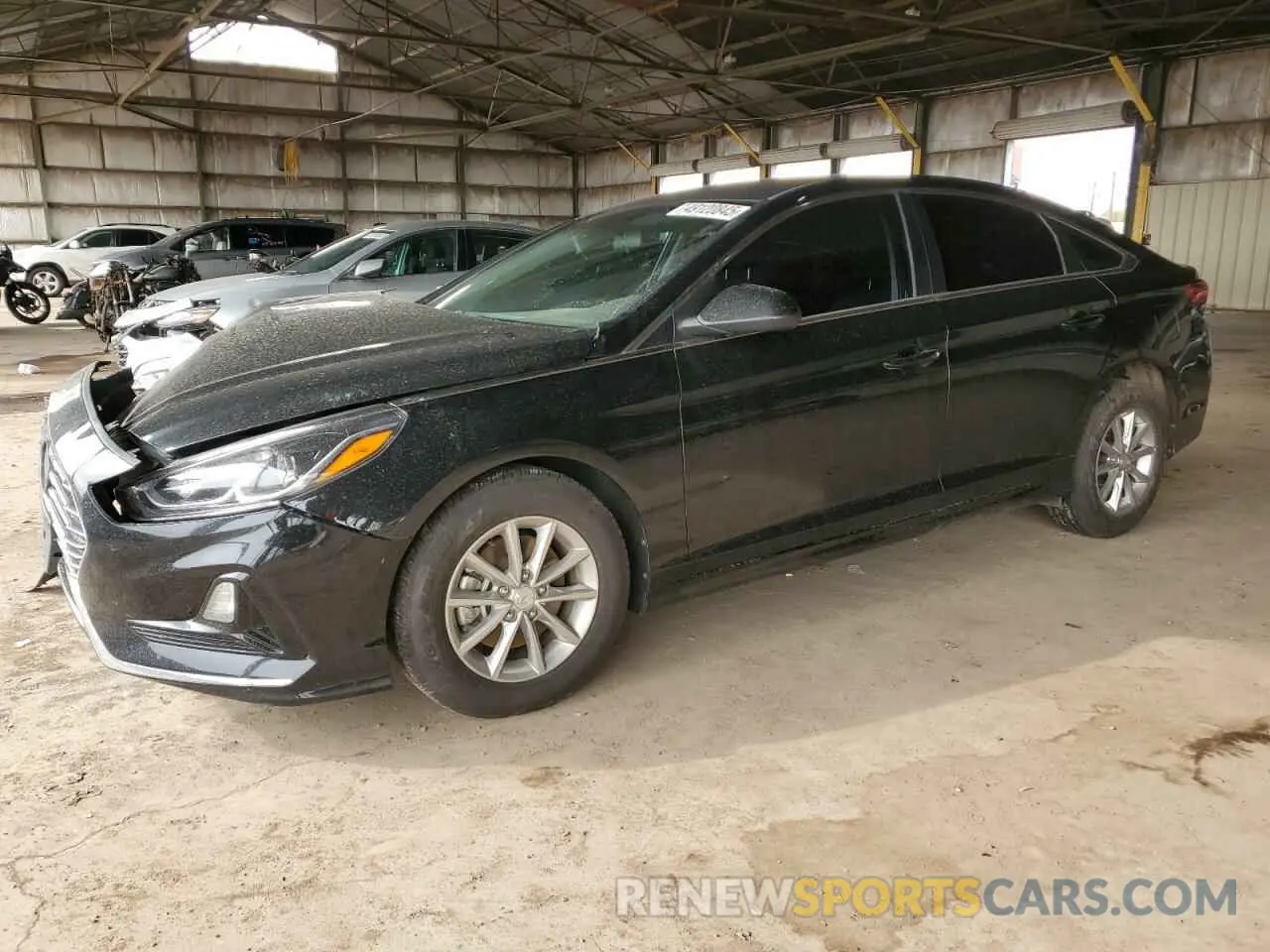 1 Photograph of a damaged car 5NPE24AF1KH739541 HYUNDAI SONATA 2019