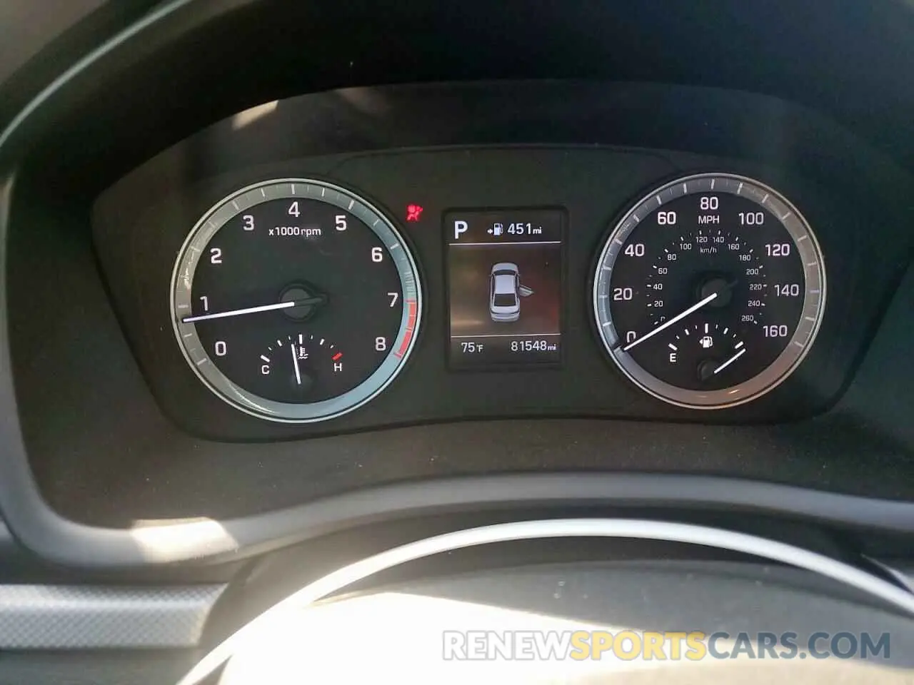 9 Photograph of a damaged car 5NPE24AF1KH756470 HYUNDAI SONATA 2019