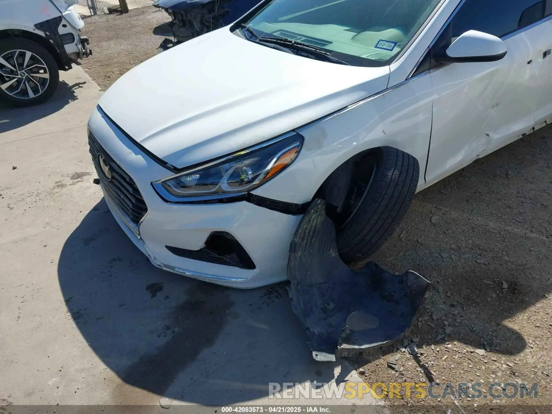 6 Photograph of a damaged car 5NPE24AF1KH758736 HYUNDAI SONATA 2019