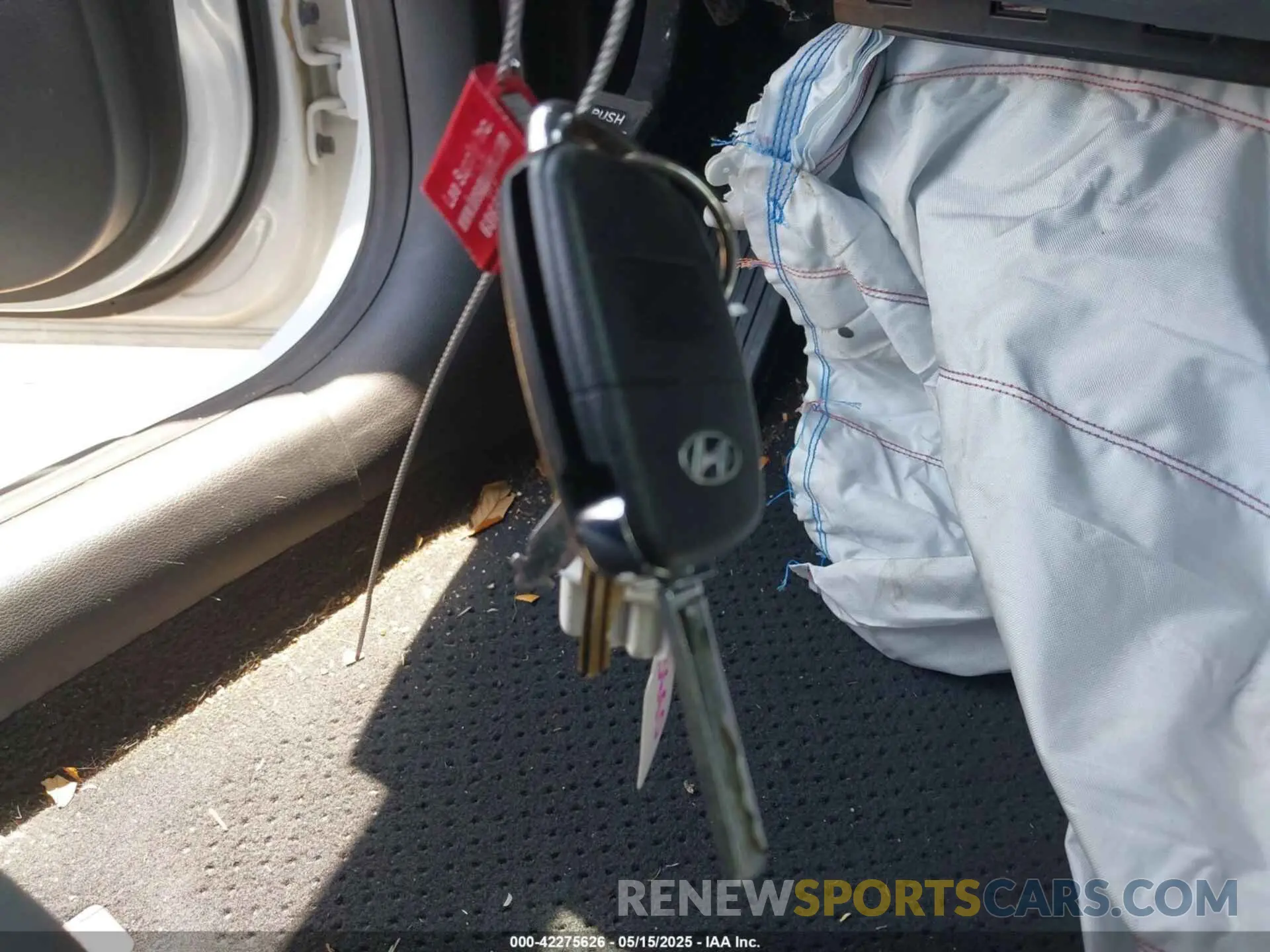 11 Photograph of a damaged car 5NPE24AF1KH774158 HYUNDAI SONATA 2019