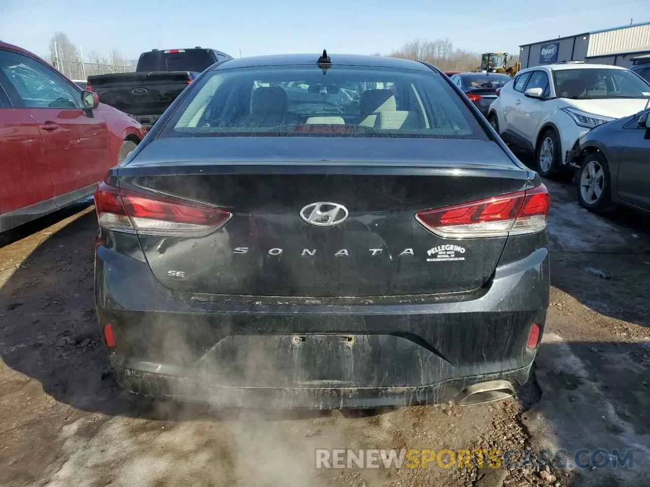 6 Photograph of a damaged car 5NPE24AF1KH779604 HYUNDAI SONATA 2019
