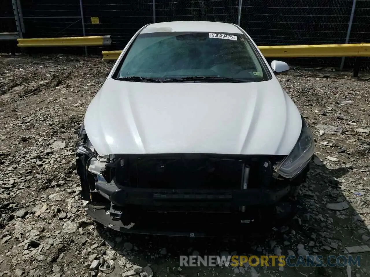 5 Photograph of a damaged car 5NPE24AF1KH789842 HYUNDAI SONATA 2019