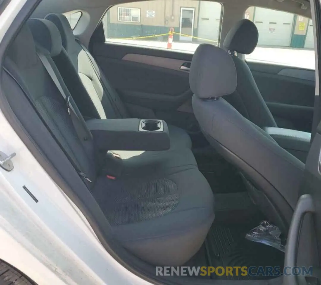 10 Photograph of a damaged car 5NPE24AF1KH790411 HYUNDAI SONATA 2019
