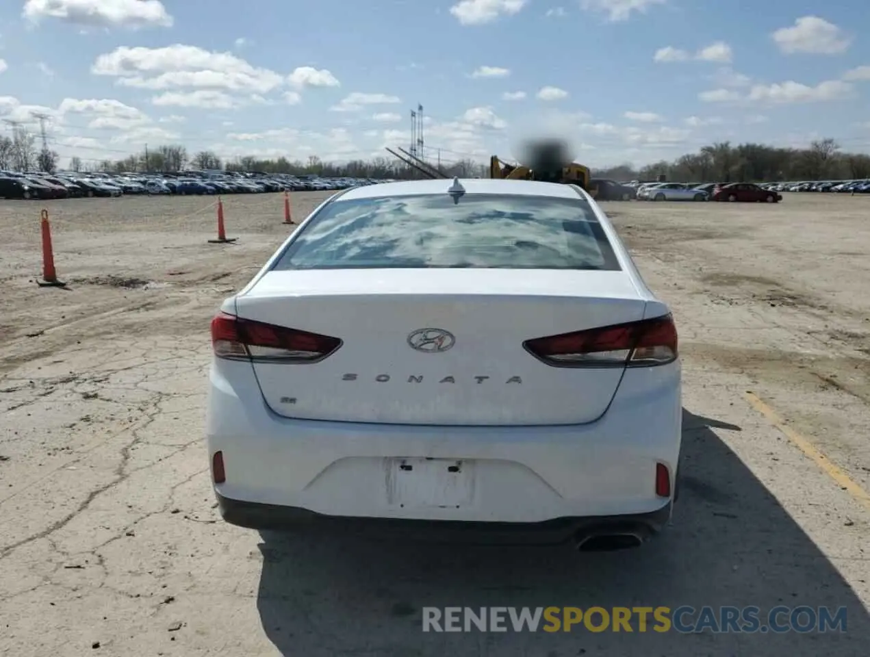 6 Photograph of a damaged car 5NPE24AF1KH790411 HYUNDAI SONATA 2019