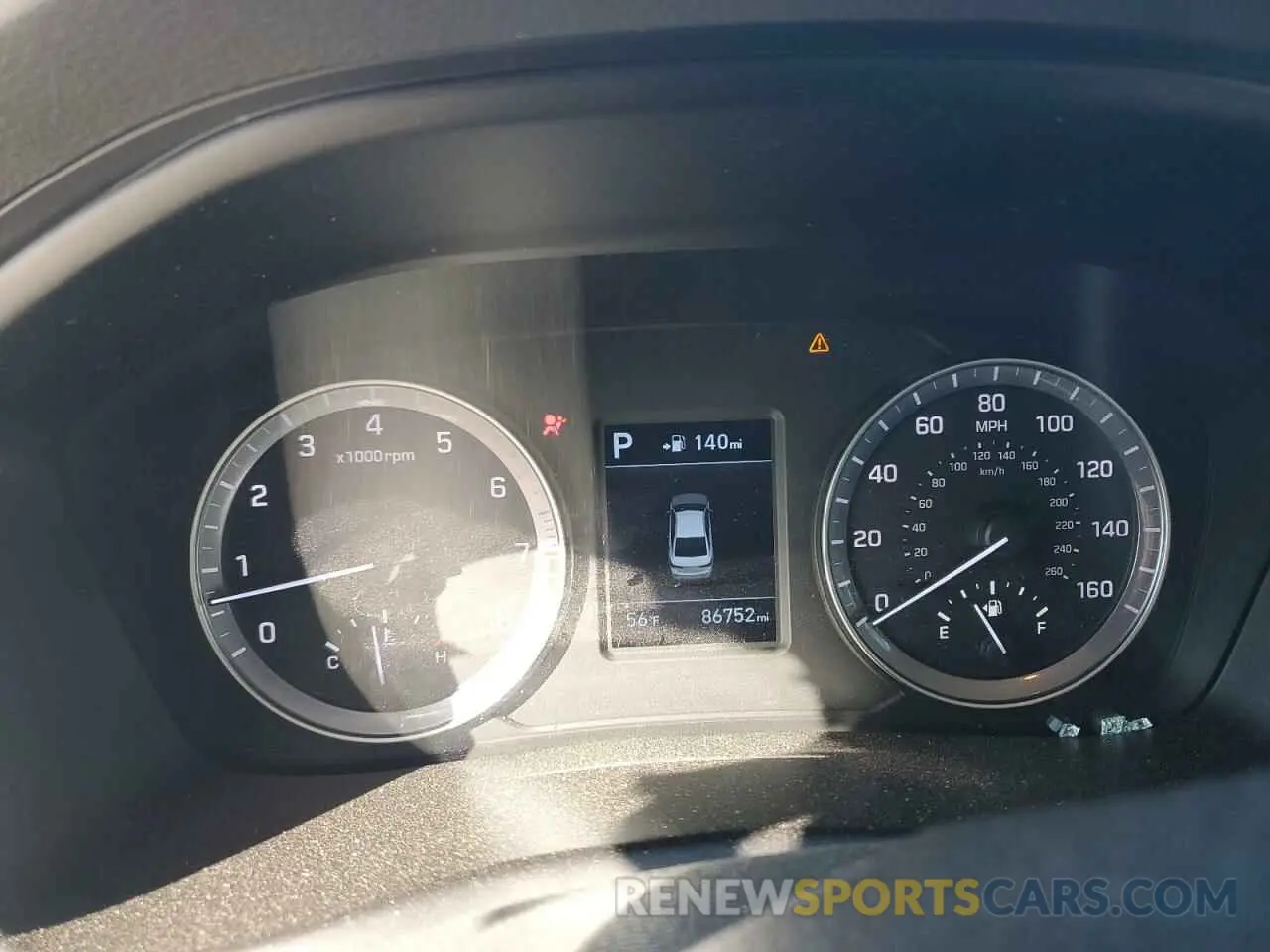 9 Photograph of a damaged car 5NPE24AF1KH814819 HYUNDAI SONATA 2019