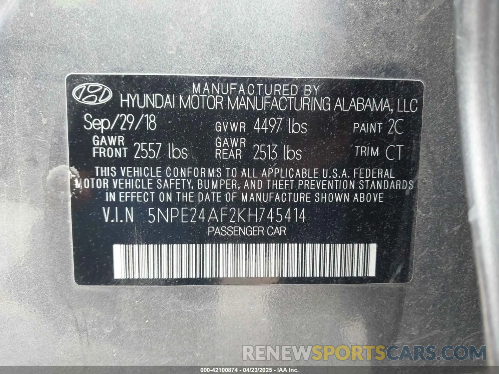 9 Photograph of a damaged car 5NPE24AF2KH745414 HYUNDAI SONATA 2019
