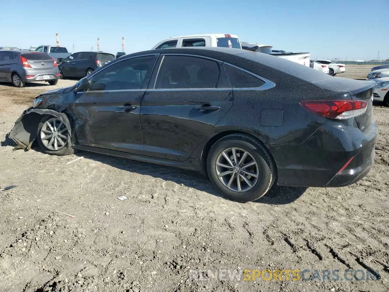 2 Photograph of a damaged car 5NPE24AF2KH745879 HYUNDAI SONATA 2019