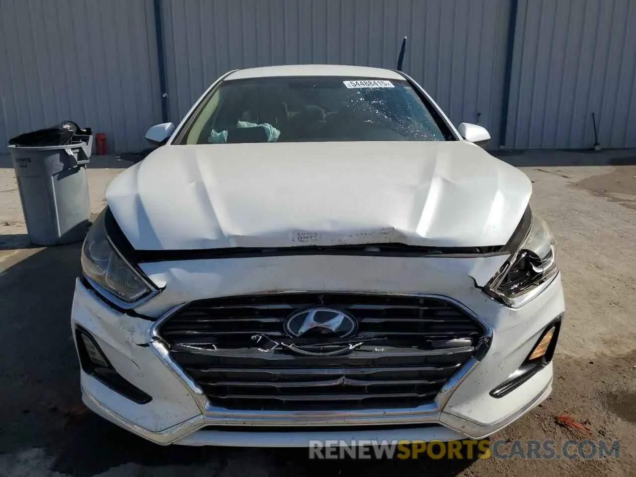 5 Photograph of a damaged car 5NPE24AF2KH748667 HYUNDAI SONATA 2019