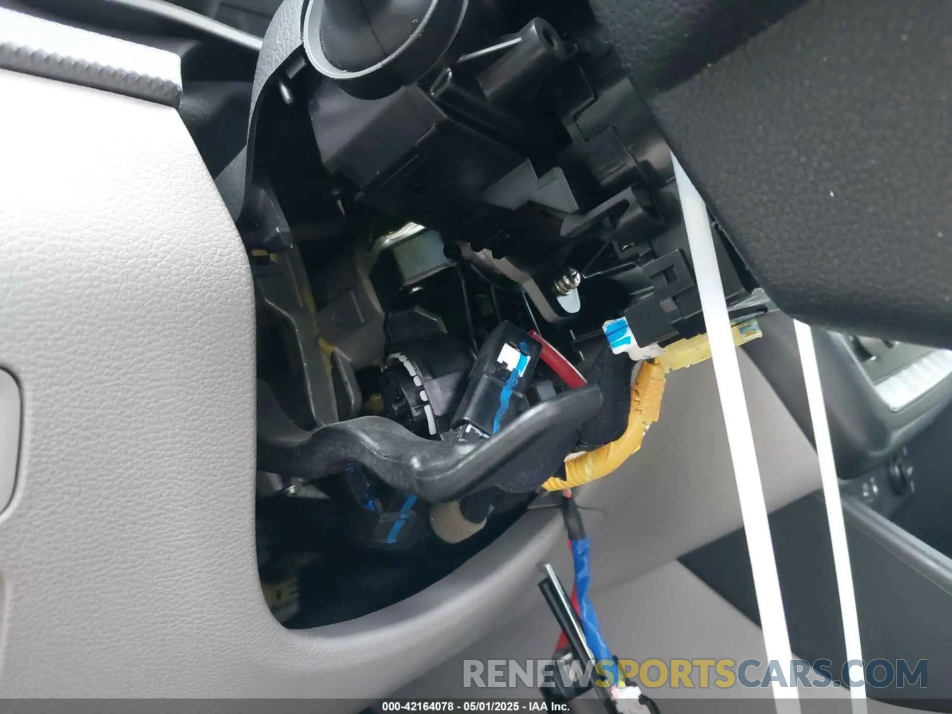 6 Photograph of a damaged car 5NPE24AF2KH753870 HYUNDAI SONATA 2019