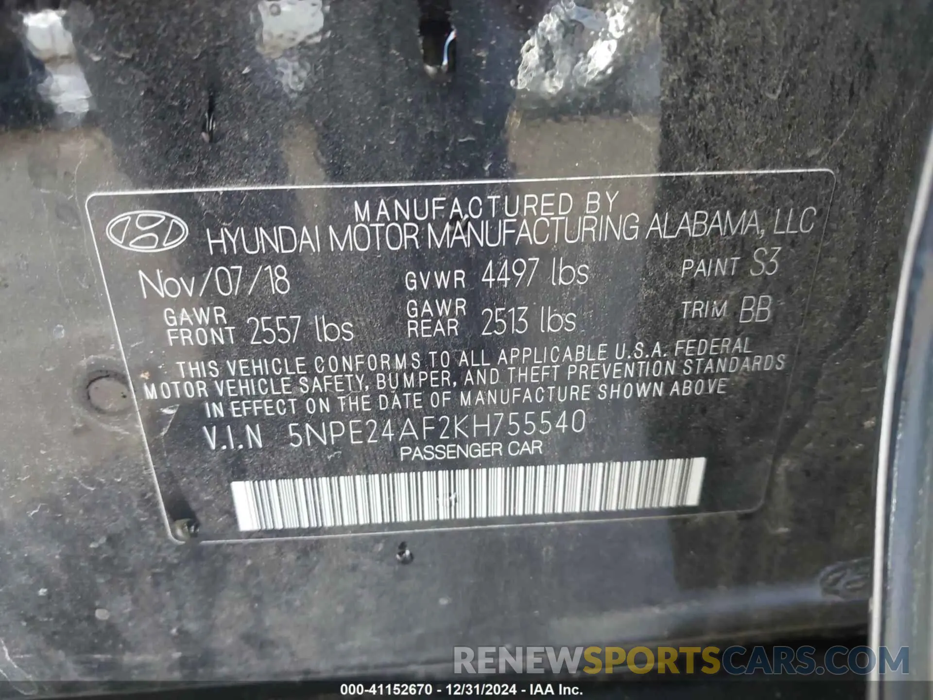 9 Photograph of a damaged car 5NPE24AF2KH755540 HYUNDAI SONATA 2019