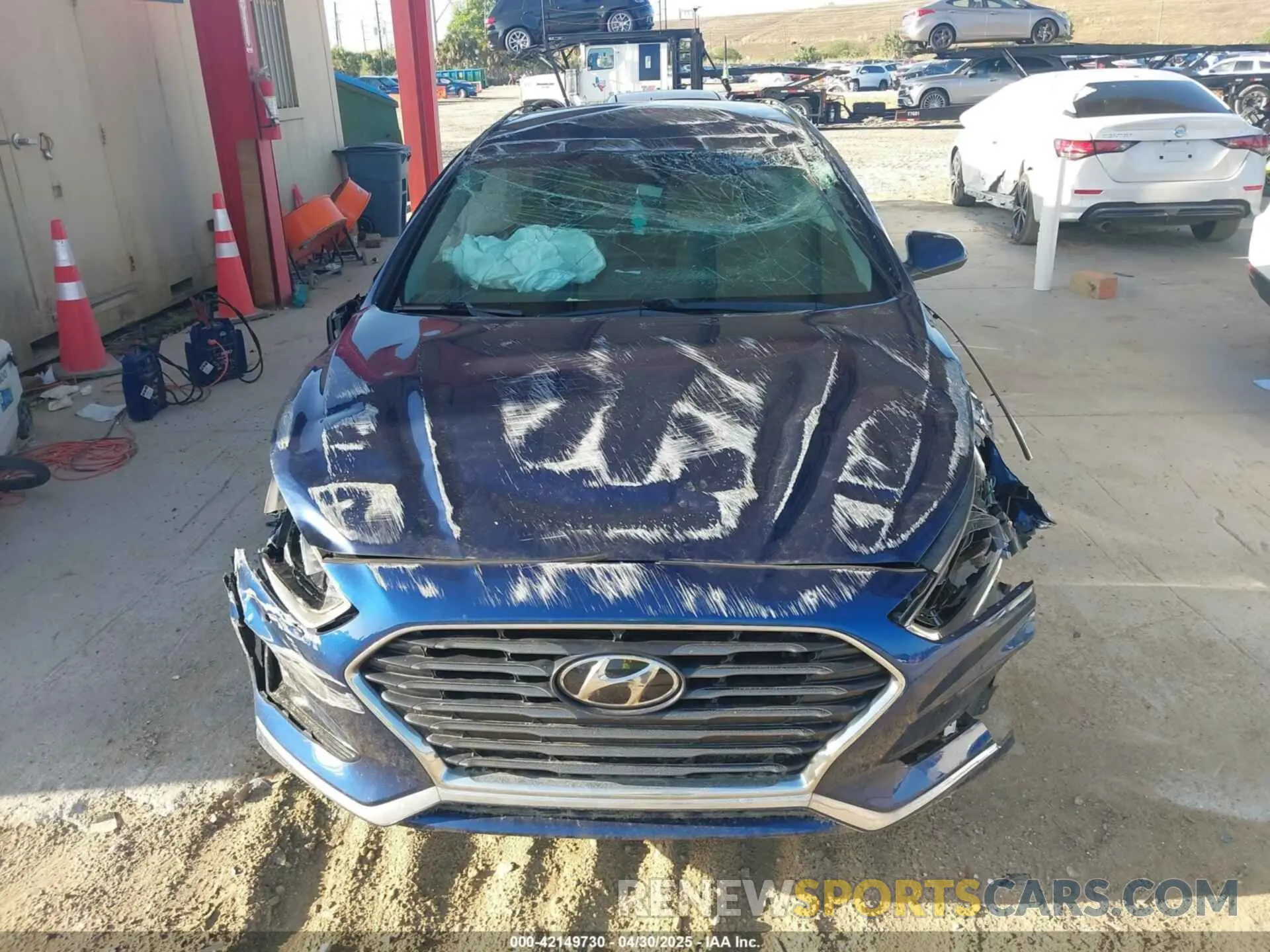 6 Photograph of a damaged car 5NPE24AF2KH780972 HYUNDAI SONATA 2019