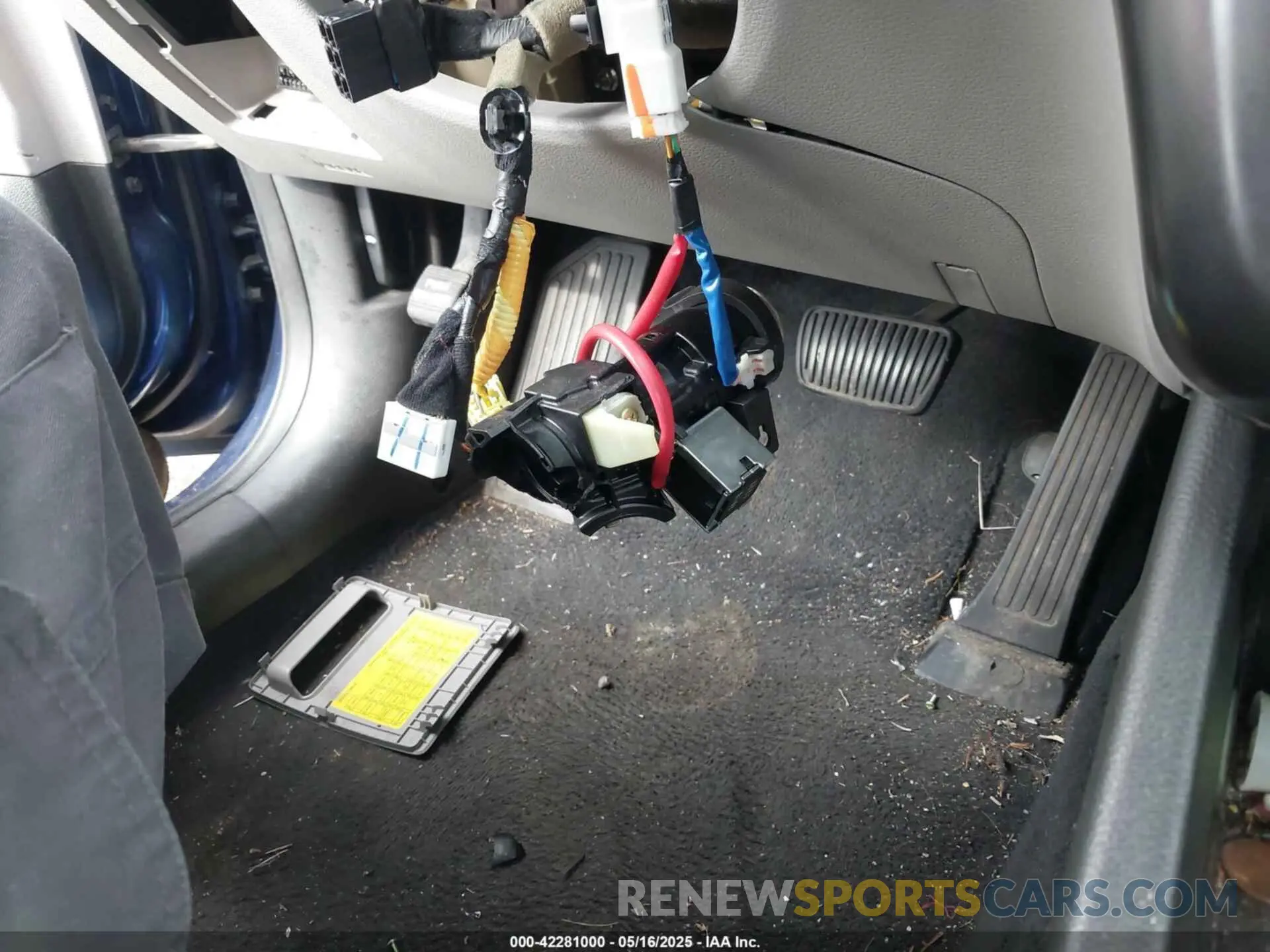 18 Photograph of a damaged car 5NPE24AF2KH789977 HYUNDAI SONATA 2019