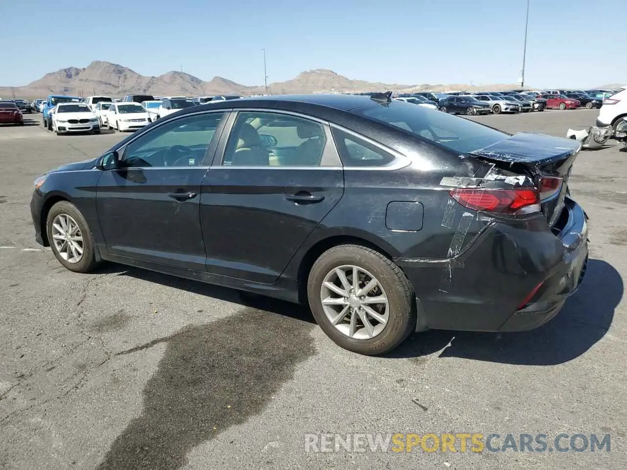 2 Photograph of a damaged car 5NPE24AF2KH807992 HYUNDAI SONATA 2019