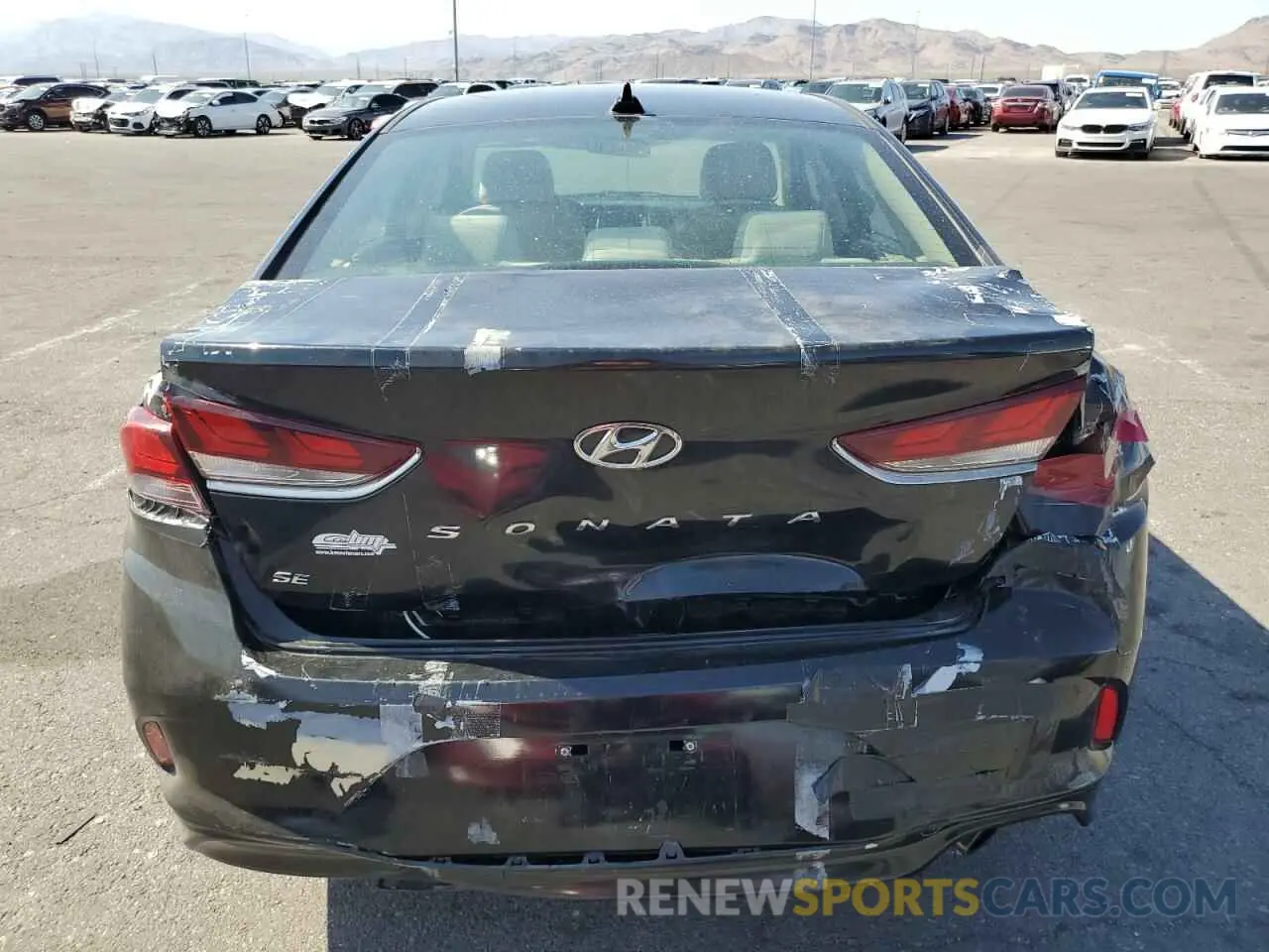 6 Photograph of a damaged car 5NPE24AF2KH807992 HYUNDAI SONATA 2019