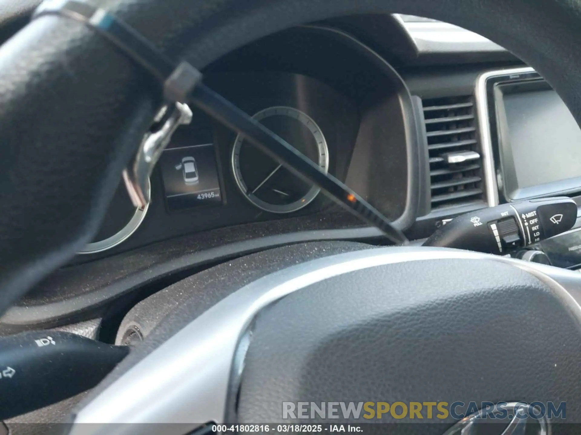 11 Photograph of a damaged car 5NPE24AF3KH729982 HYUNDAI SONATA 2019