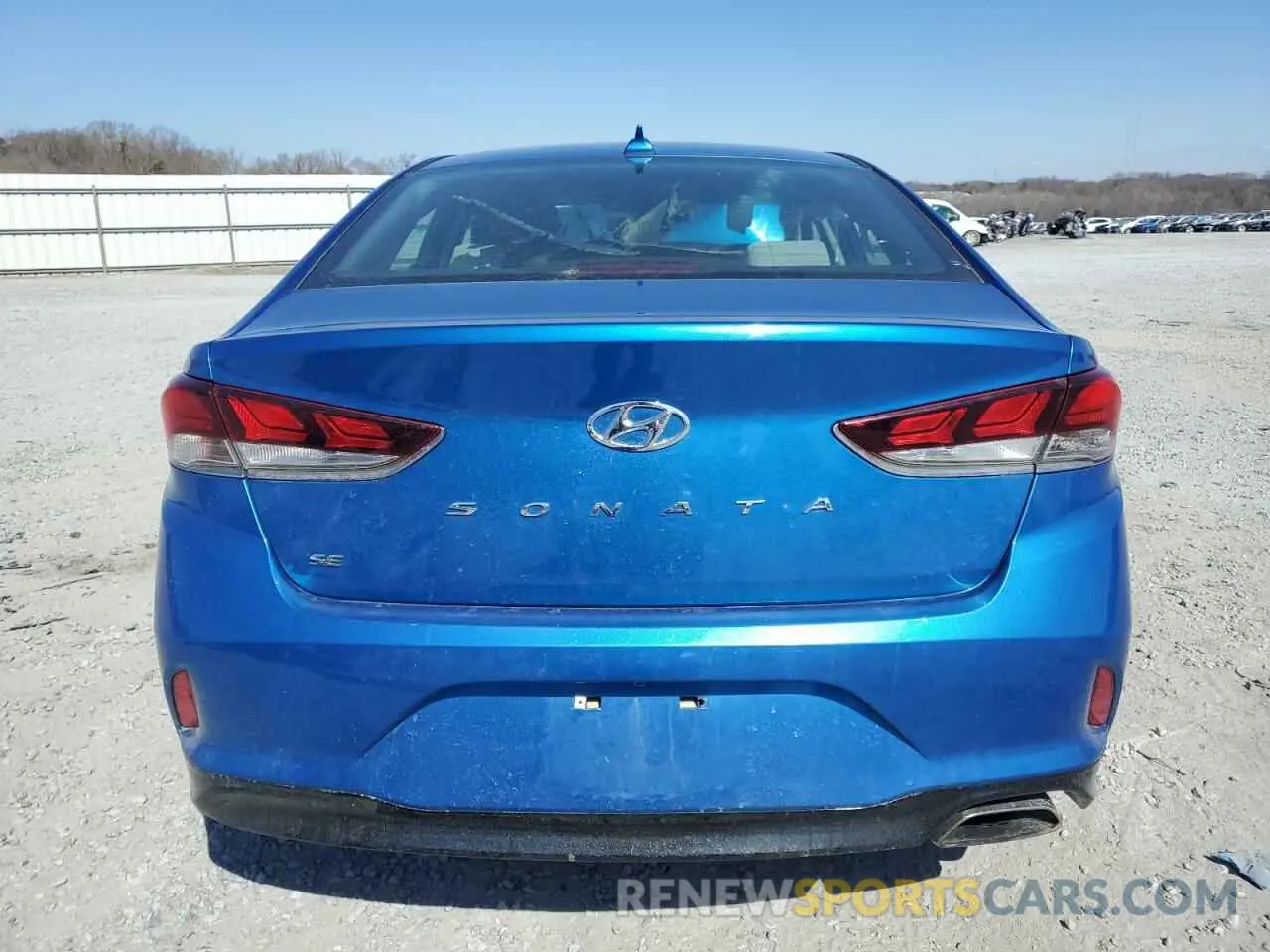 6 Photograph of a damaged car 5NPE24AF3KH733515 HYUNDAI SONATA 2019
