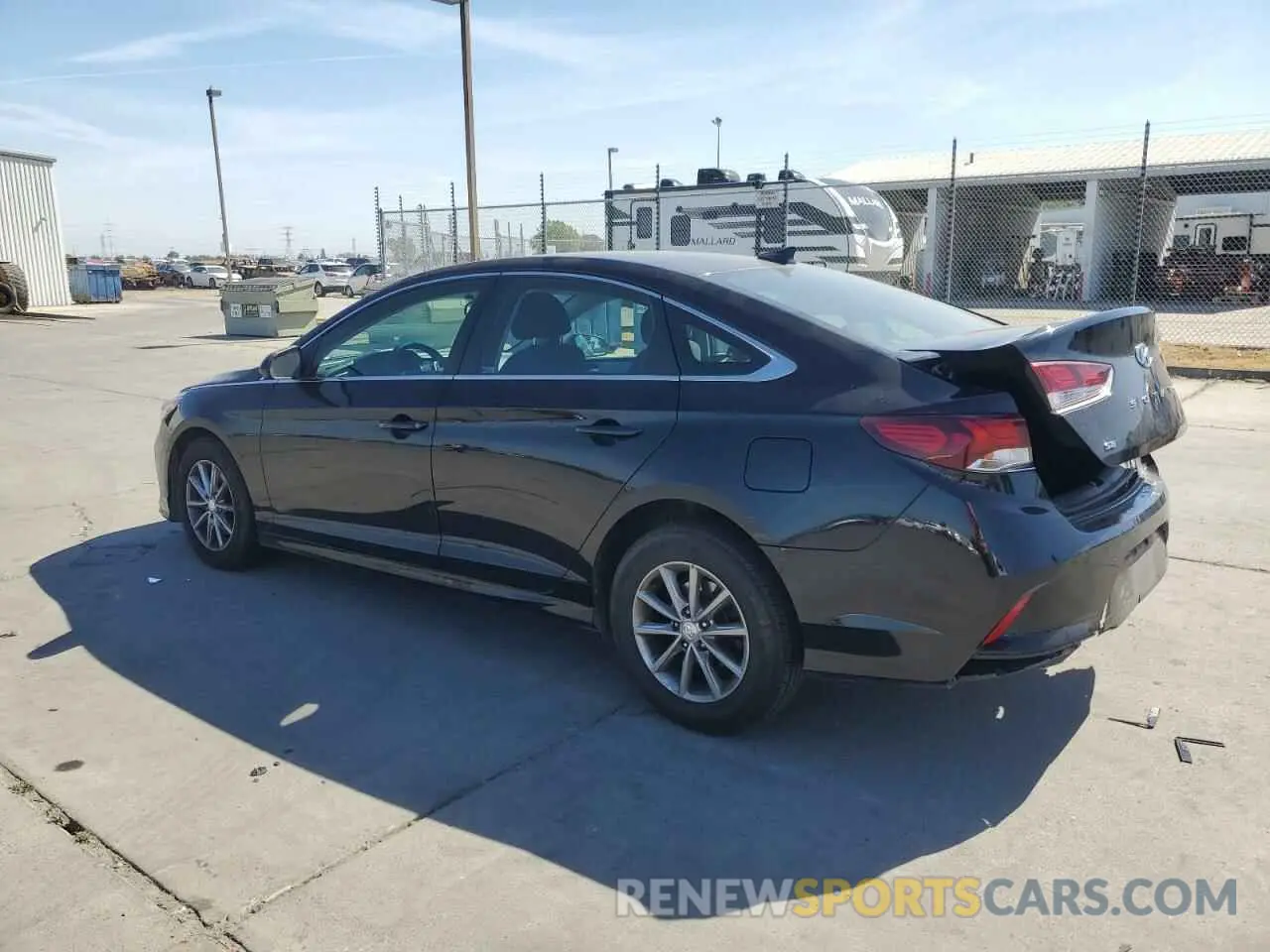 2 Photograph of a damaged car 5NPE24AF3KH737001 HYUNDAI SONATA 2019