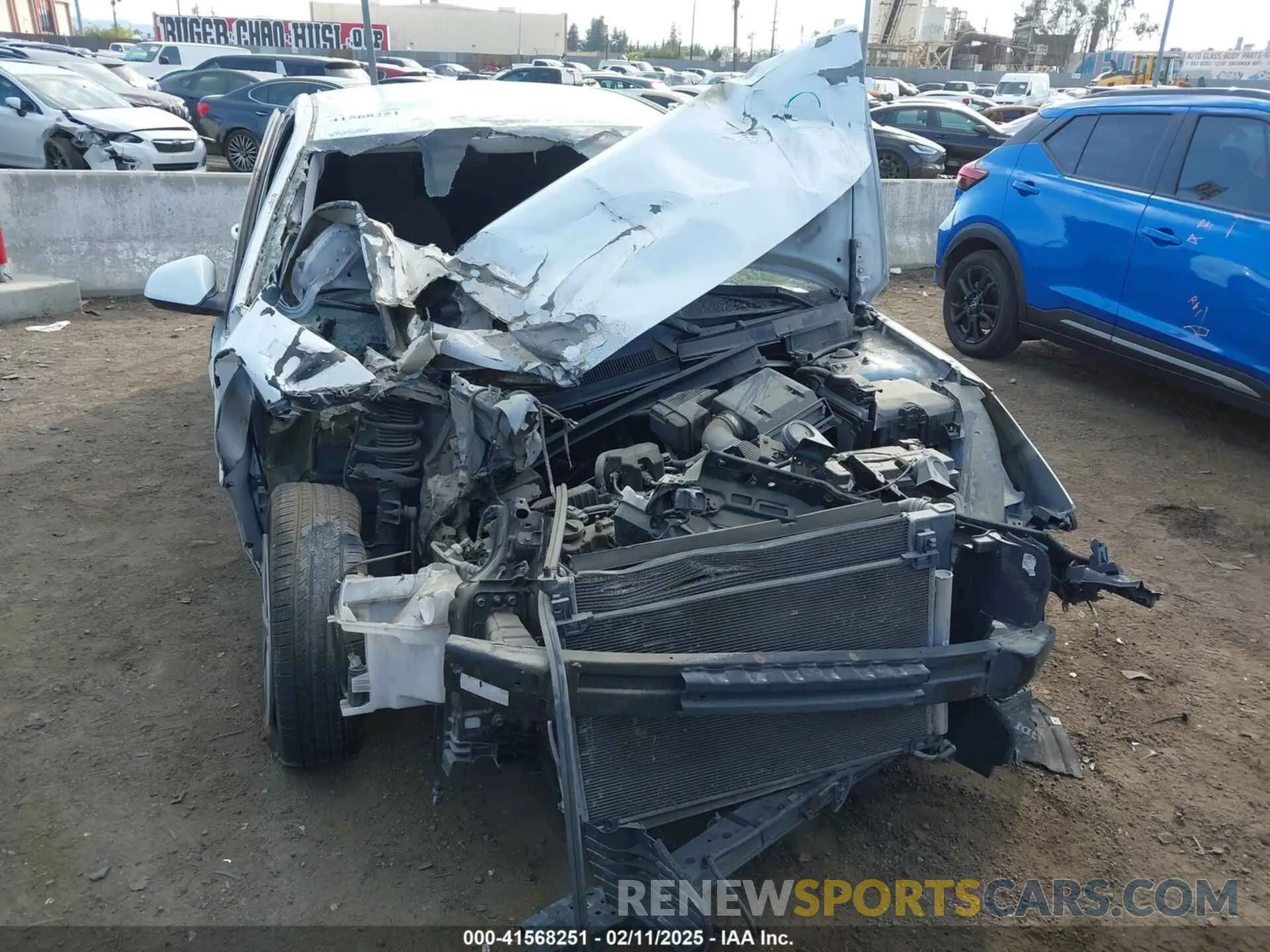 6 Photograph of a damaged car 5NPE24AF3KH738066 HYUNDAI SONATA 2019