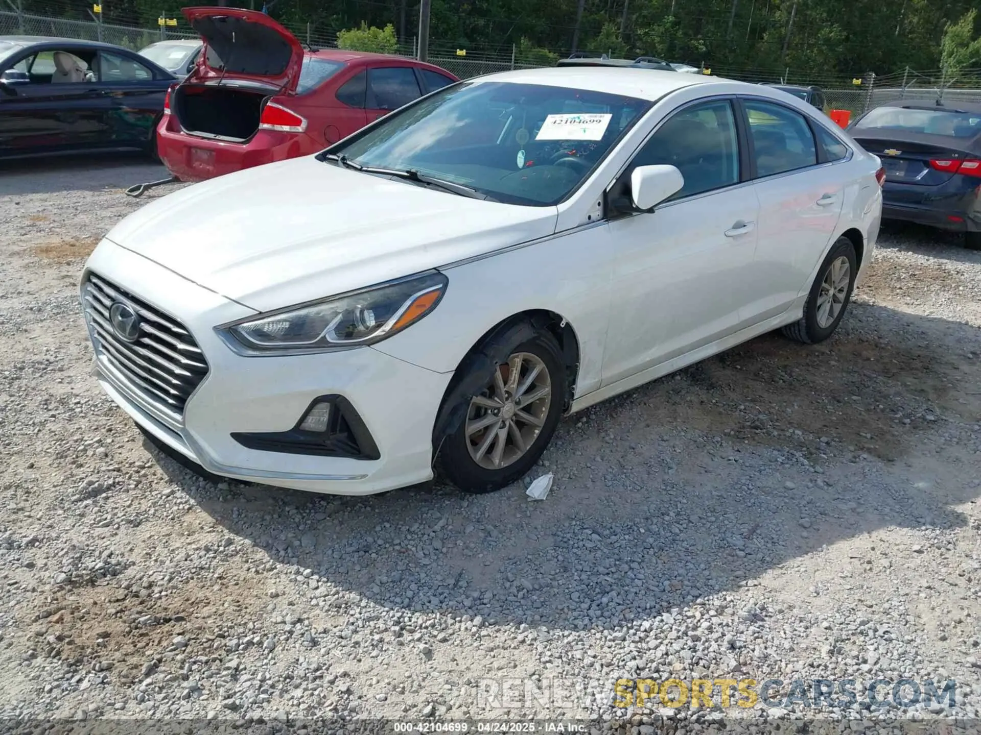 2 Photograph of a damaged car 5NPE24AF3KH740710 HYUNDAI SONATA 2019