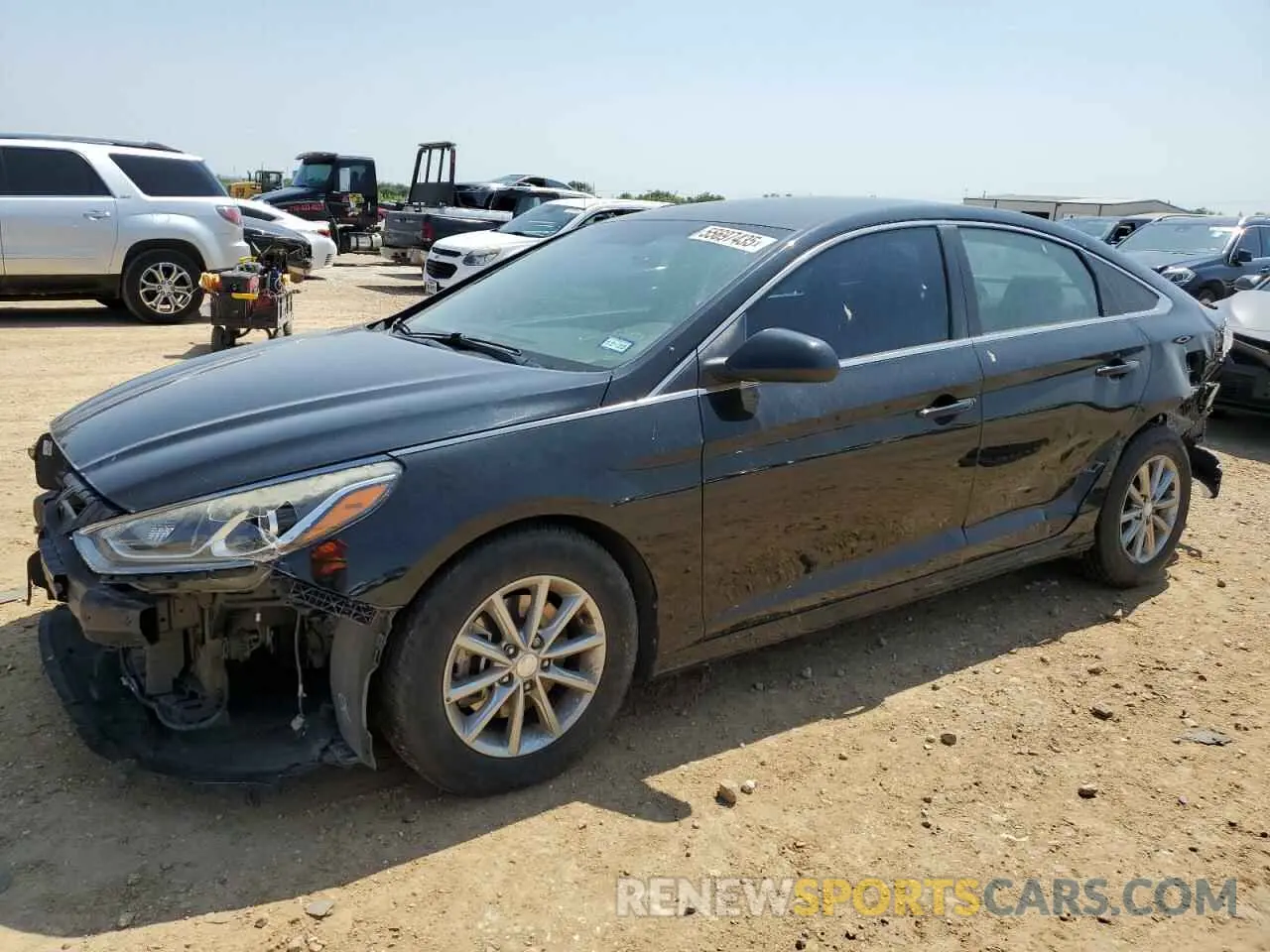 1 Photograph of a damaged car 5NPE24AF3KH741484 HYUNDAI SONATA 2019