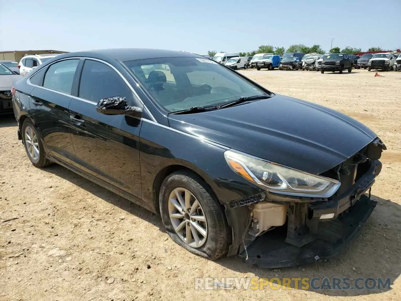4 Photograph of a damaged car 5NPE24AF3KH741484 HYUNDAI SONATA 2019
