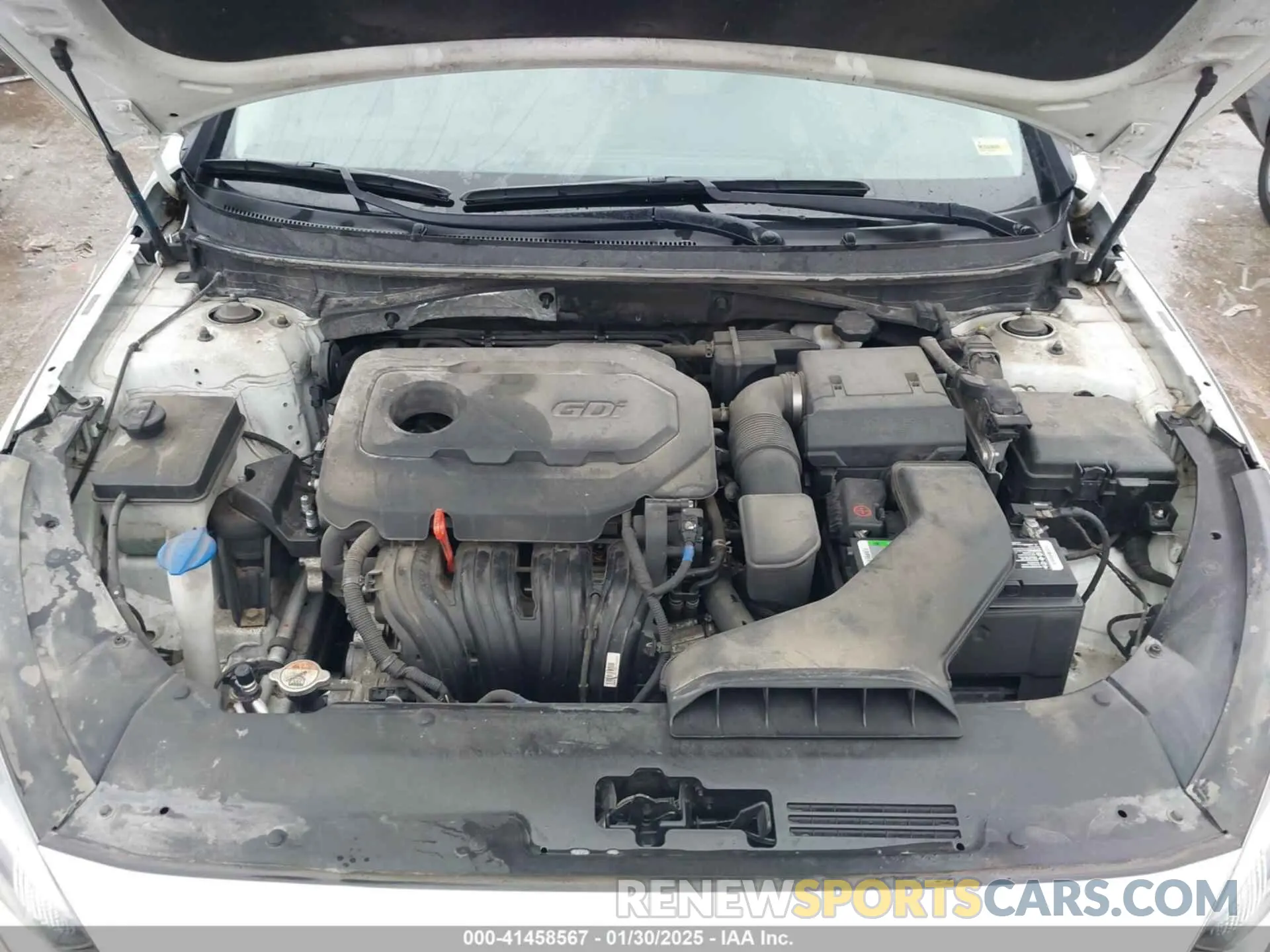 10 Photograph of a damaged car 5NPE24AF3KH746684 HYUNDAI SONATA 2019