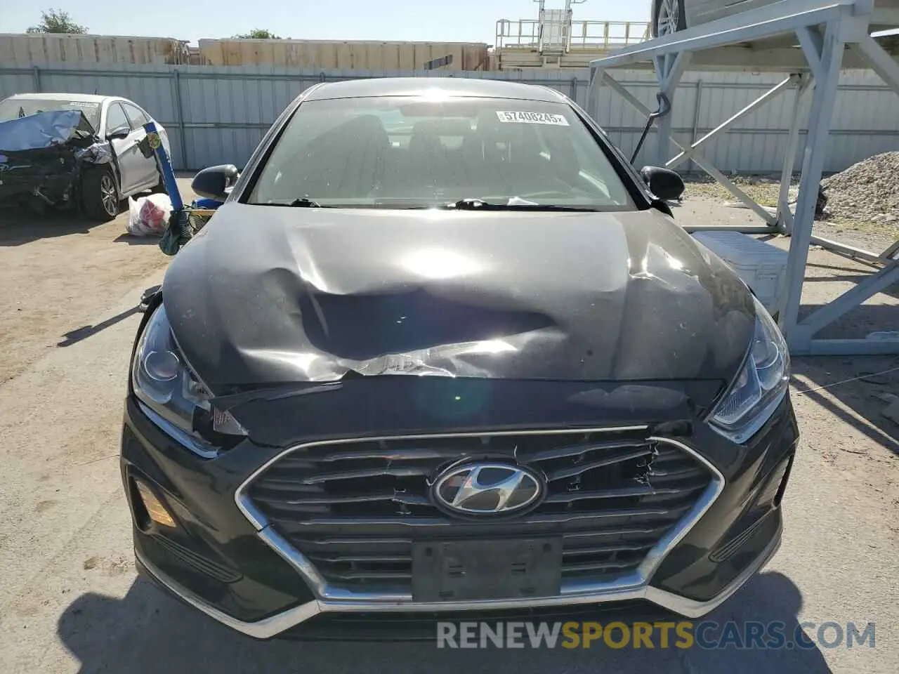 5 Photograph of a damaged car 5NPE24AF3KH755546 HYUNDAI SONATA 2019