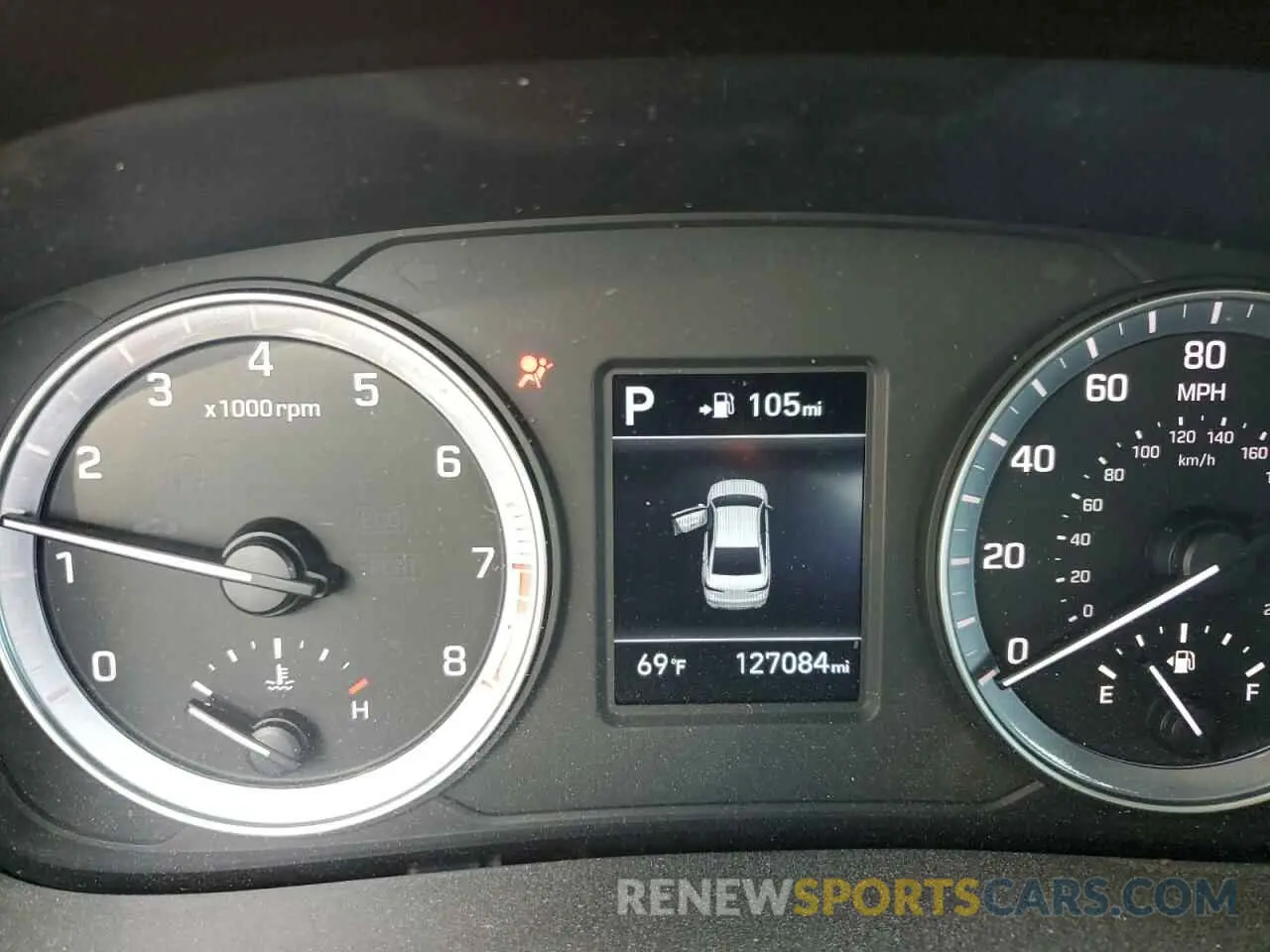 9 Photograph of a damaged car 5NPE24AF3KH755546 HYUNDAI SONATA 2019