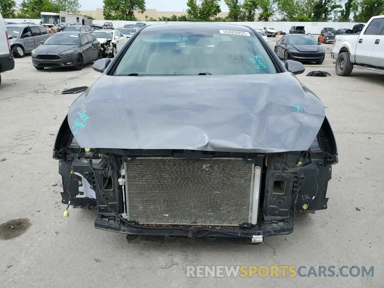 5 Photograph of a damaged car 5NPE24AF3KH763114 HYUNDAI SONATA 2019