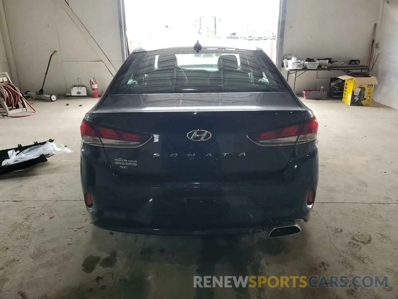 6 Photograph of a damaged car 5NPE24AF3KH769270 HYUNDAI SONATA 2019