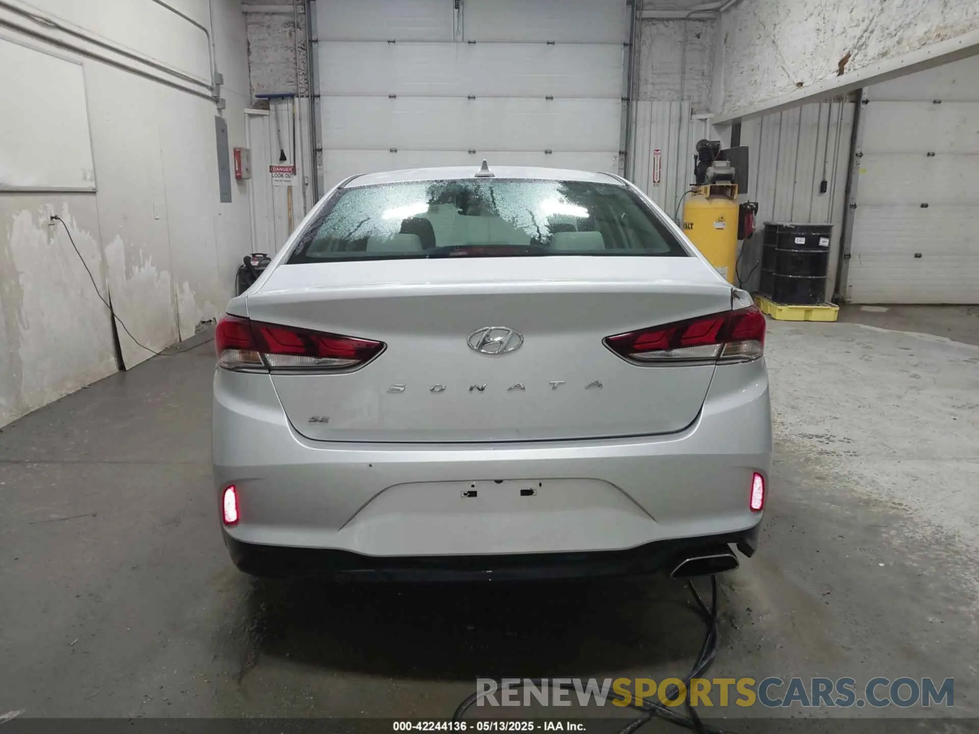15 Photograph of a damaged car 5NPE24AF3KH787686 HYUNDAI SONATA 2019