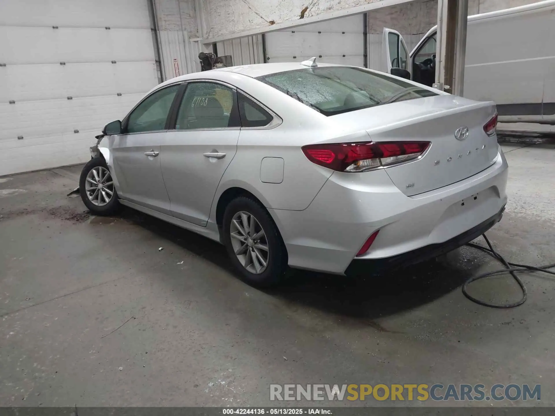 3 Photograph of a damaged car 5NPE24AF3KH787686 HYUNDAI SONATA 2019