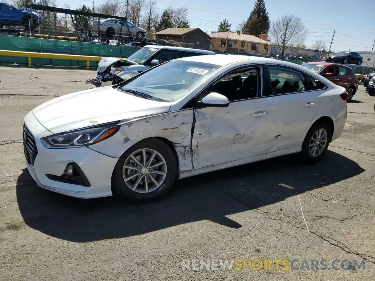 1 Photograph of a damaged car 5NPE24AF3KH789096 HYUNDAI SONATA 2019