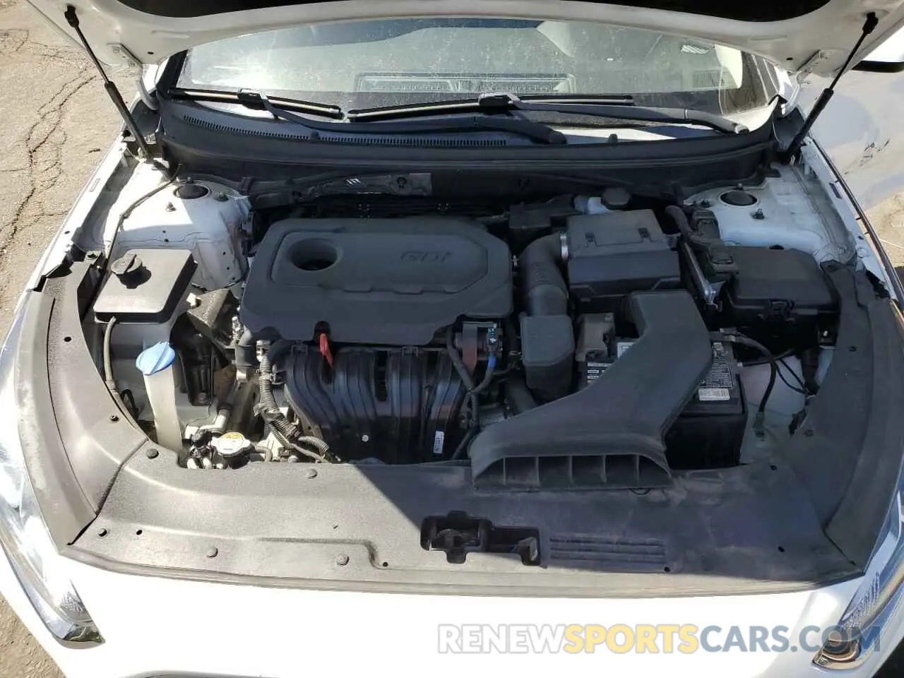 12 Photograph of a damaged car 5NPE24AF3KH789096 HYUNDAI SONATA 2019