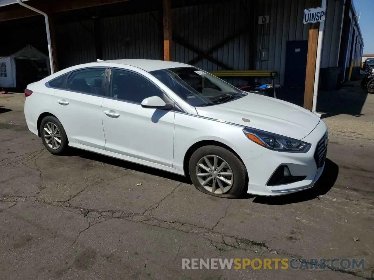 4 Photograph of a damaged car 5NPE24AF3KH789096 HYUNDAI SONATA 2019