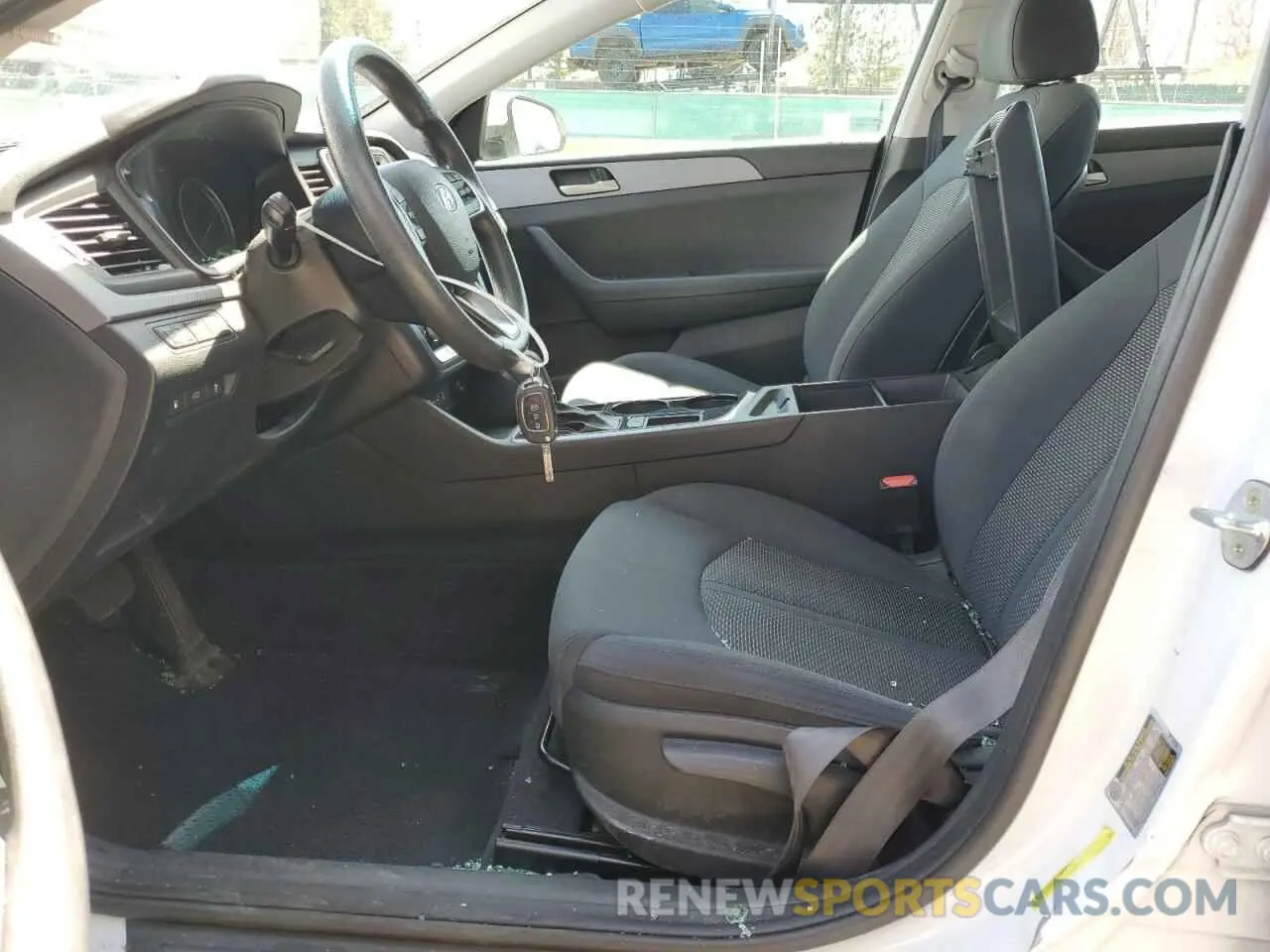 7 Photograph of a damaged car 5NPE24AF3KH789096 HYUNDAI SONATA 2019