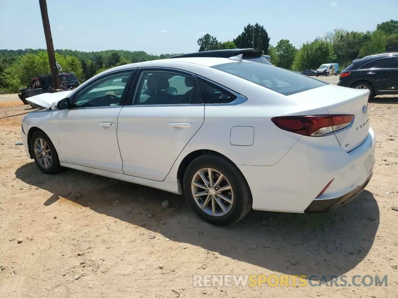 2 Photograph of a damaged car 5NPE24AF3KH789776 HYUNDAI SONATA 2019