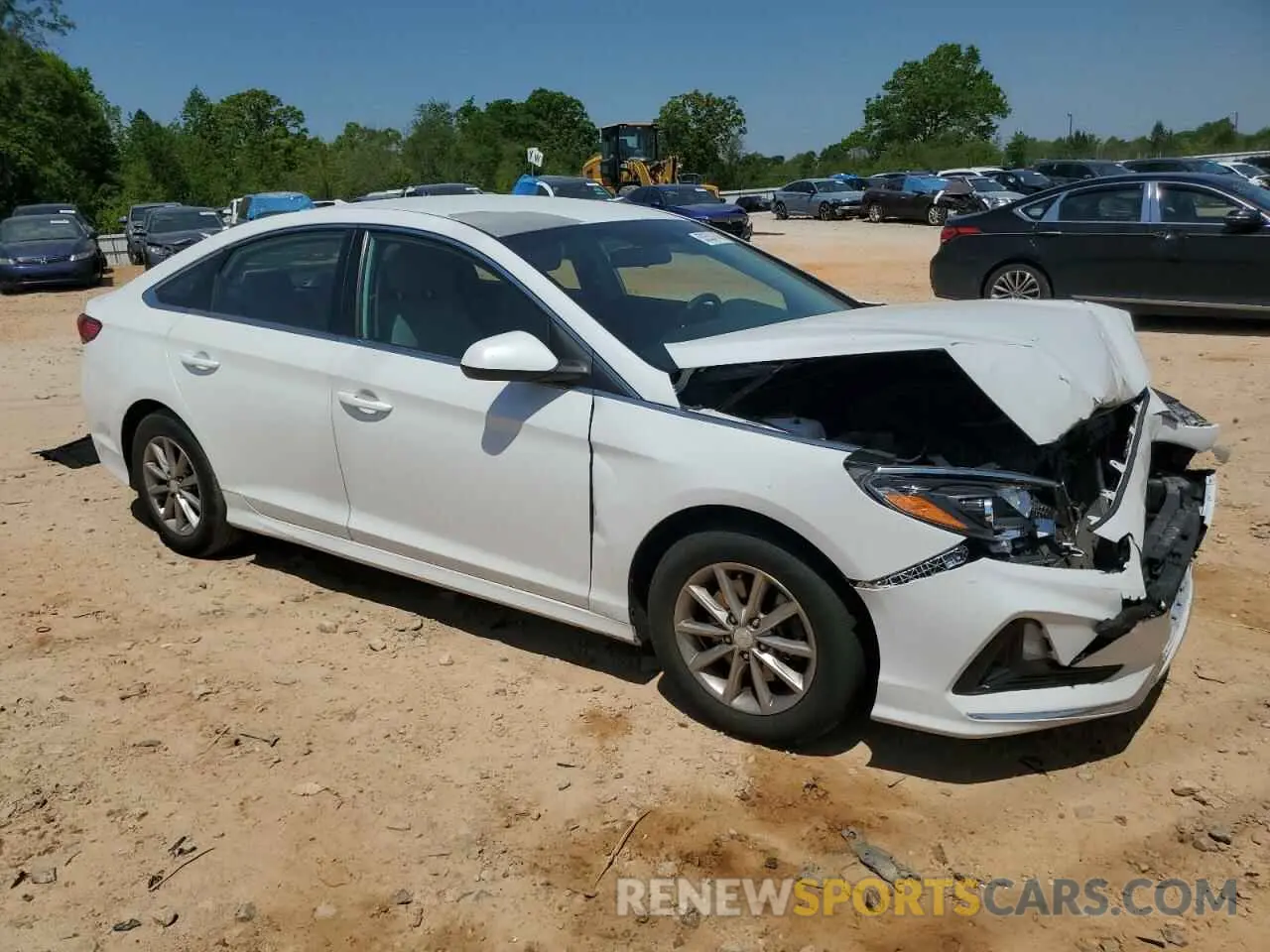 4 Photograph of a damaged car 5NPE24AF3KH789776 HYUNDAI SONATA 2019