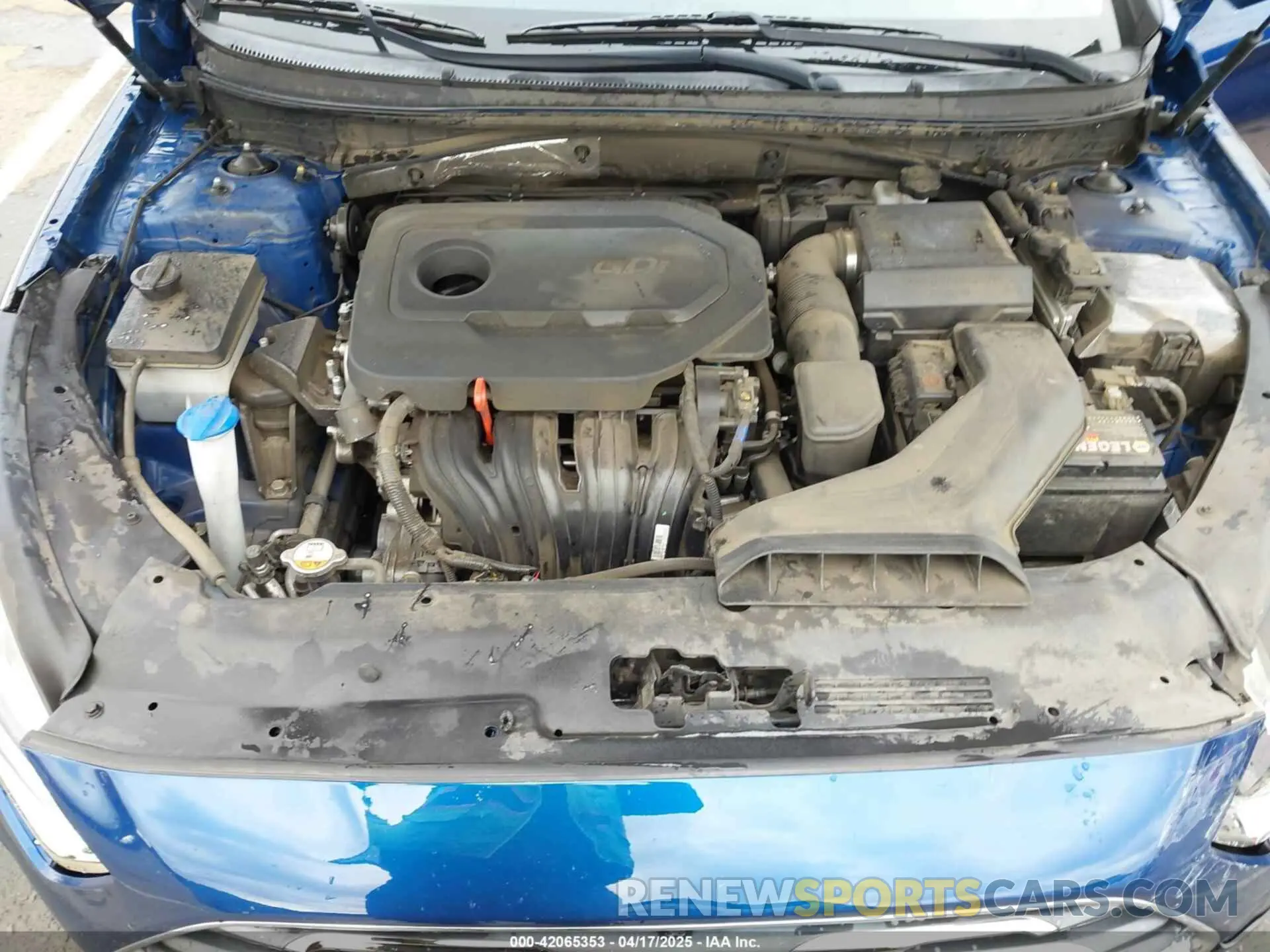 10 Photograph of a damaged car 5NPE24AF3KH810724 HYUNDAI SONATA 2019
