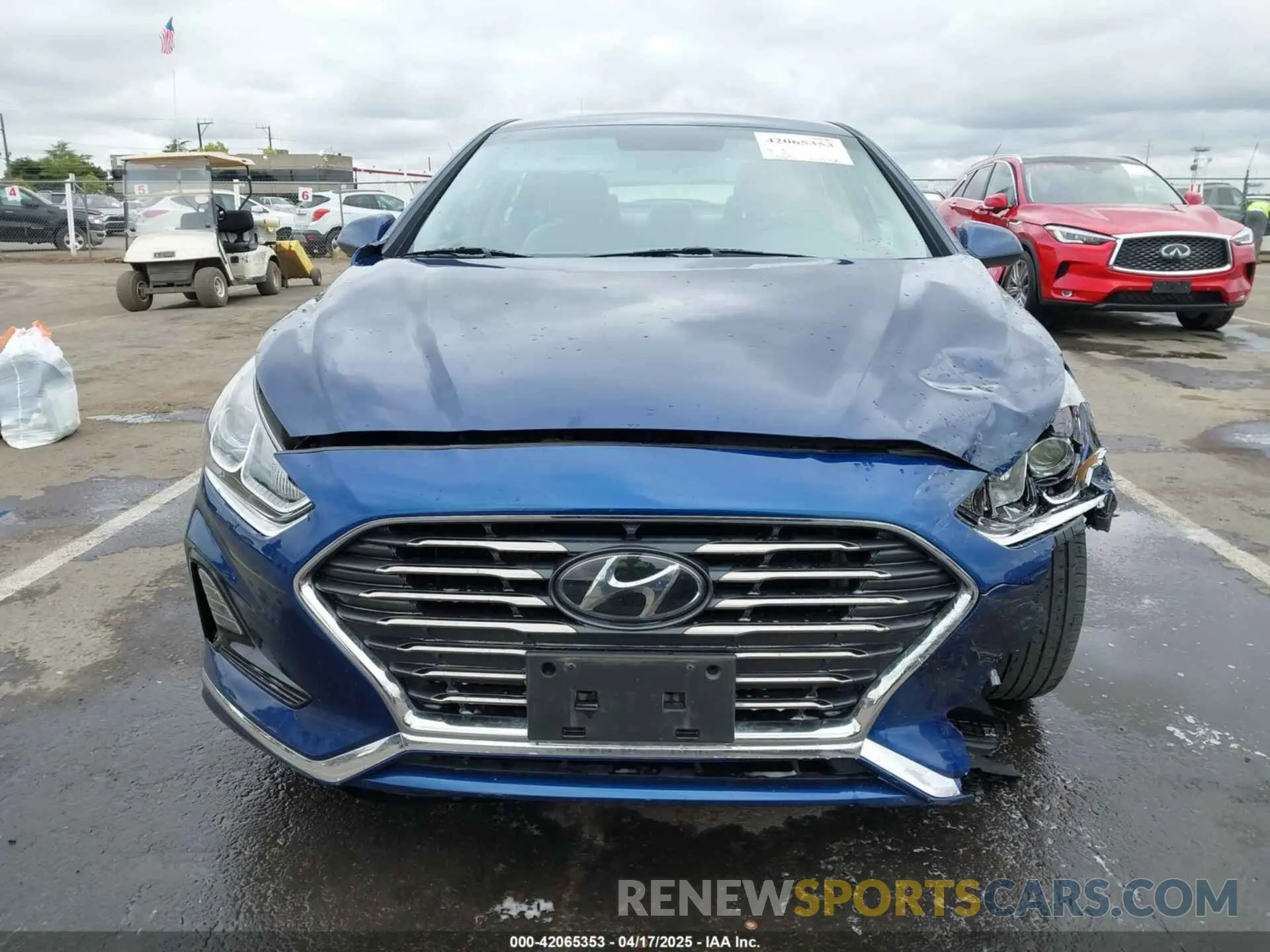 13 Photograph of a damaged car 5NPE24AF3KH810724 HYUNDAI SONATA 2019