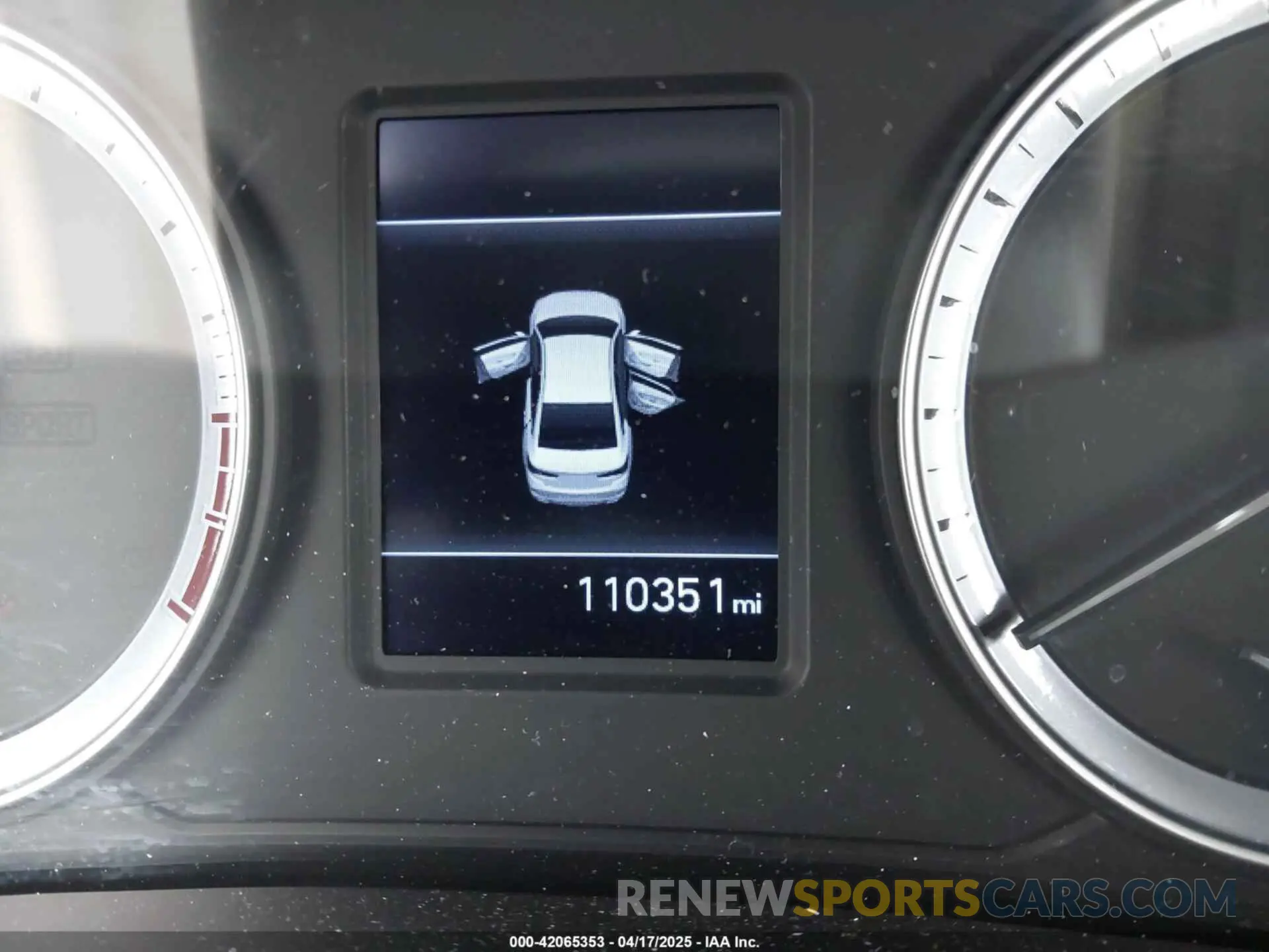 16 Photograph of a damaged car 5NPE24AF3KH810724 HYUNDAI SONATA 2019